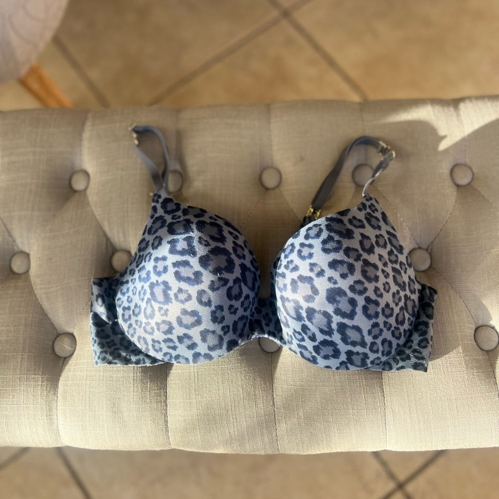 Victoria's Secret Blue Leopard Print Bra